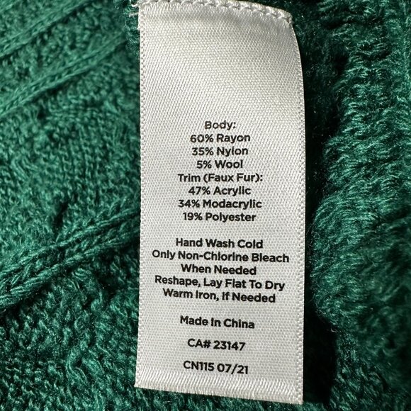 NEW | Talbots Faux Fur Cable Knit Poncho Green | Size S | NWT - Picture 8 of 9